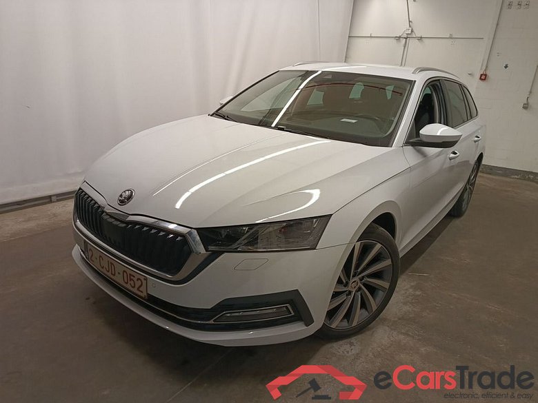 Skoda Octavia Combi 2.0 CRTDI 110kW DSG7 Clever+ 5d #1