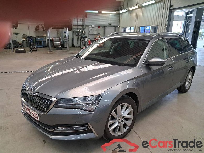 SKODA Superb Combi PHEV 1.4 TSI Ultimate DSG (160 kW)
