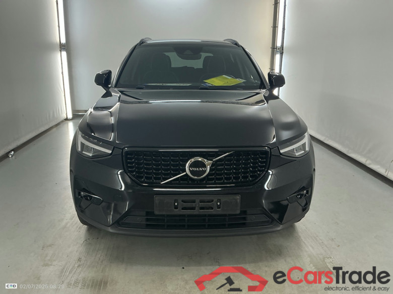 VOLVO XC40 1.5 T4 PHEV ULTIMATE DARK DESIGN DCT #2