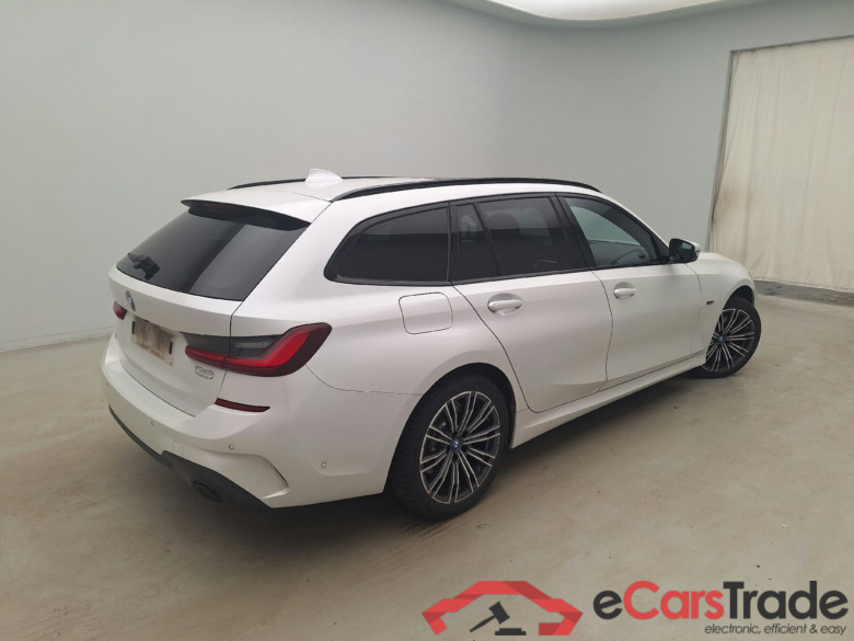BMW, 3-serie T FL'22 PHEV, BMW 3 Reeks Touring 320e (150 kW) 5d ///M-Sportkit #4