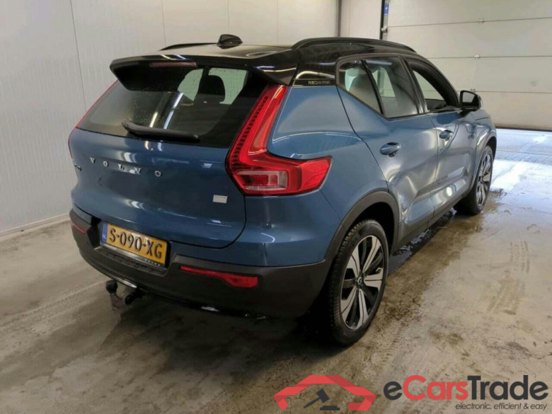 VOLVO XC40 Recharge Core 70 kWh #2