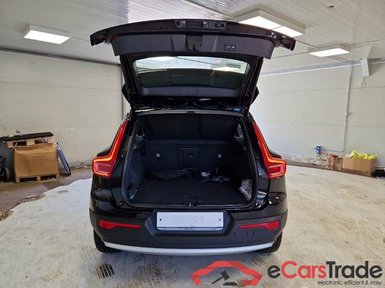 VOLVO XC40 / 2021 / 5P / SUV T4 RECHARGE PLUG-IN AUTO CORE #5