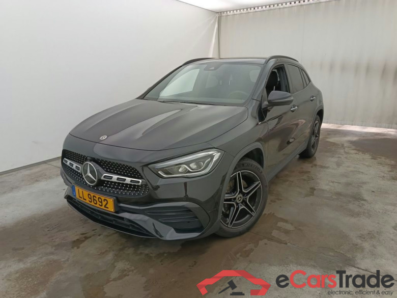 MERCEDES CLASSE GLA (H247) GLA 250 e 160hp PHEV AMG Line 5d #1