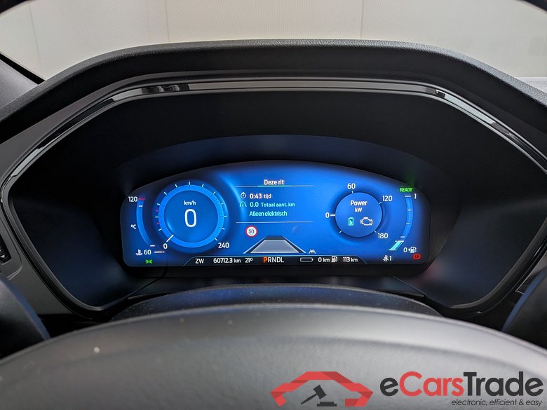 FORD Kuga 2.5 PHEV ST-Line #6