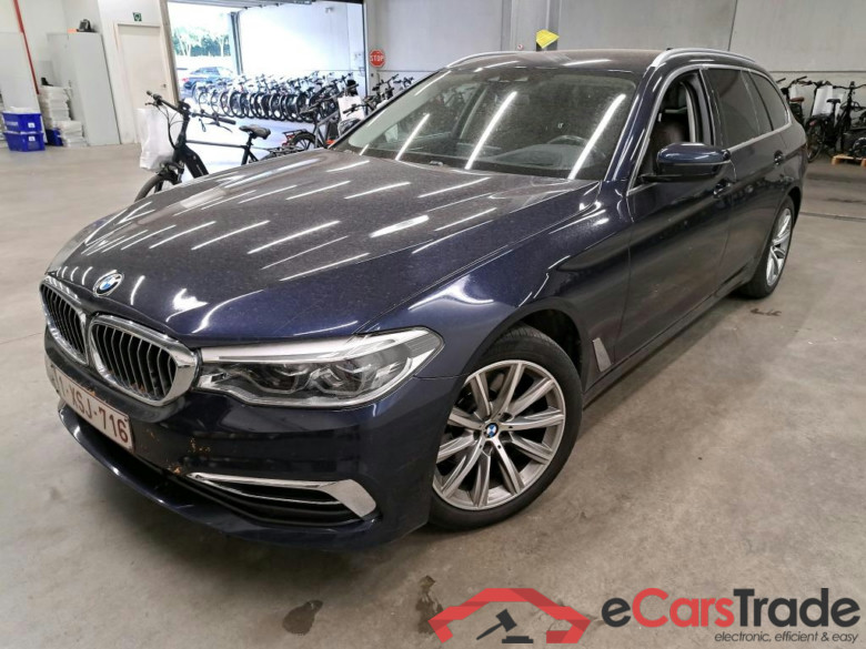 BMW - BMW 5 TOURING 520iA 184PK Luxury Line & Pack Business With Heated Front Comfort Mem Seats & Heated Rear Seats & Innovation & Comfort Plus Pack & Professional Rear Entertainment & Trailer Hook  *PETROL * #1