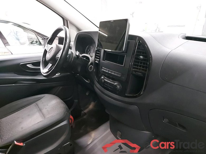 MERCEDES - MER VITO MIXTO B/F 116 CDI 163PK L3 9G-TRONIC With Tempmatic & Foldable Three Seater Bench 1st Row & Parking Pack & Fixed Trailer Hook #3