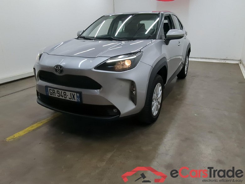 TOYOTA Yaris Cross Hybride / 2021 / 5P / SUV 1.5 HYBRID 116H DYNAMIC BUSINESS BEY AWD