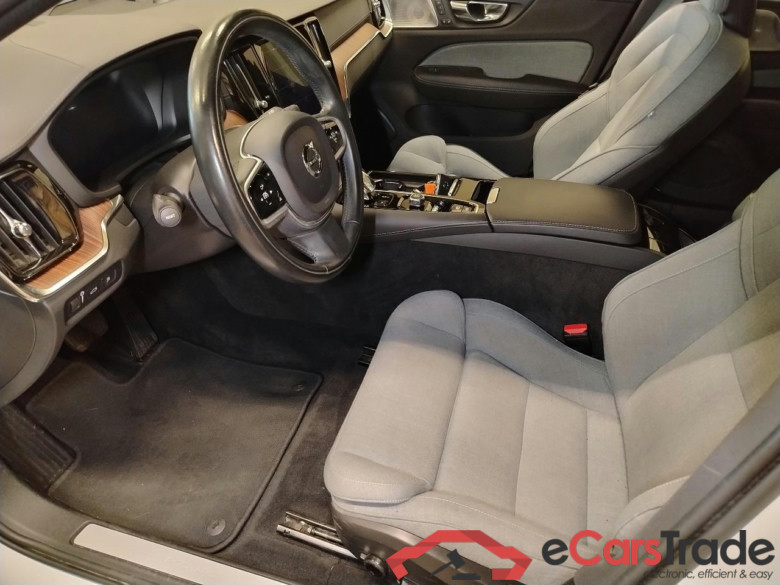 V60 Kombi Inscription Recharge Plug-In Hybrid AWD 2.0 T6 251KW AT8 E6d #4
