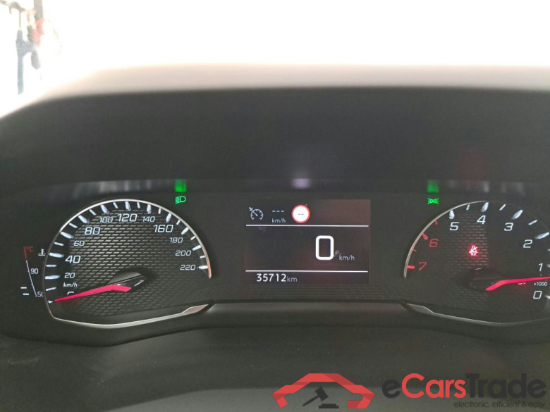 PEUGEOT 208 / 2019 / 5P / Berline Puretech 75 S&S Active Business #6