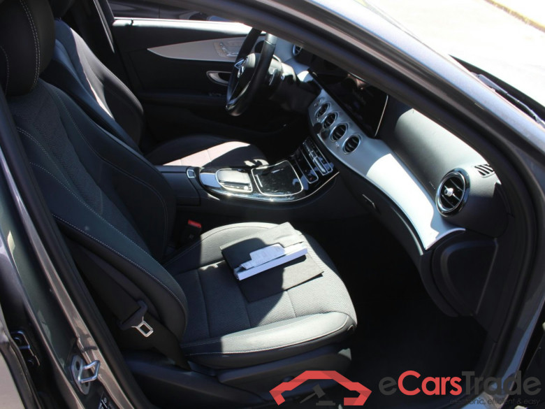 E -Klasse T-Modell E 300 de 4Matic (213.211)Avantgarde 2.0 225KW AT9 E6d #3