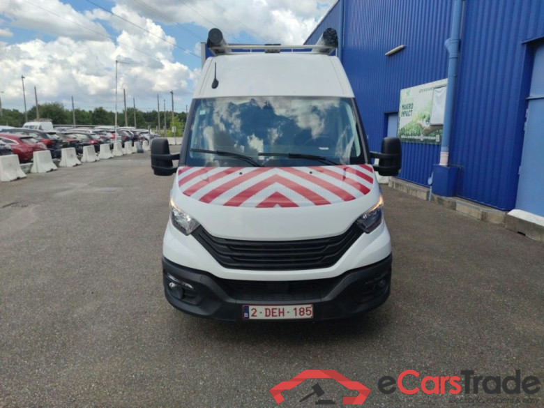 Iveco Daily 40C18HA8Z V 4100 H2 3500 Aut. 4d #1