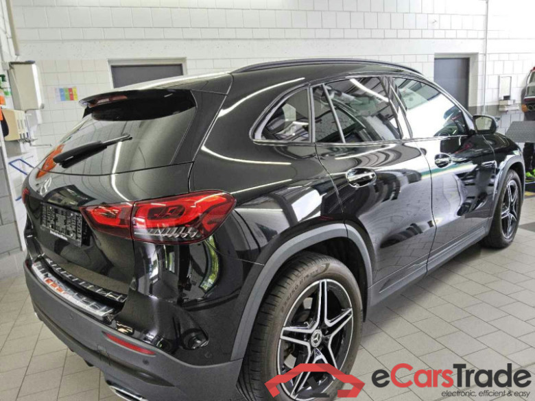 Mercedes-Benz GLA (BM 247)(02.2020->) DE - SUV5 GLA 200 EU6d, AMG Line, 2020 - 2023 #3