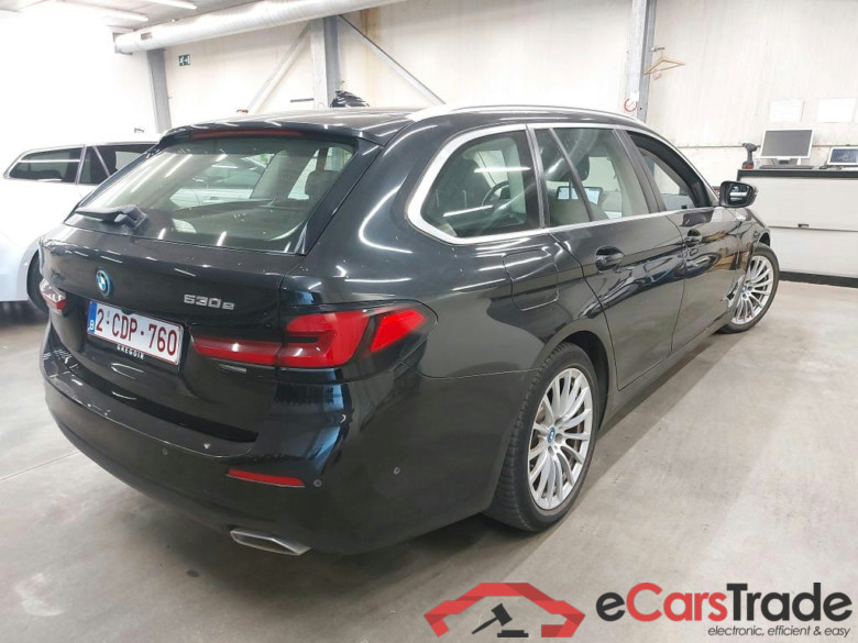 BMW - BMW 5 TOURING 530e 292PK Business Edition With Dakota Heated Seats & Parking Assistant Pack  * HYBRID * #2