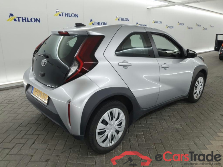 TOYOTA Aygo X 1.0 VVT-I MT play 5D 53kW #3