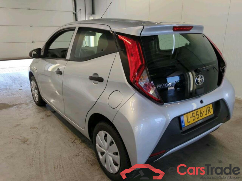 TOYOTA Aygo 1.0 VVT-i x #6