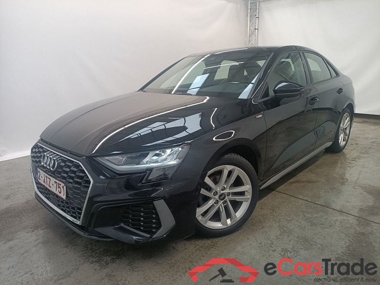 Audi A3 Berline 1.0 TFSi 30 81kW S tronic S line Bus. Ed 4d