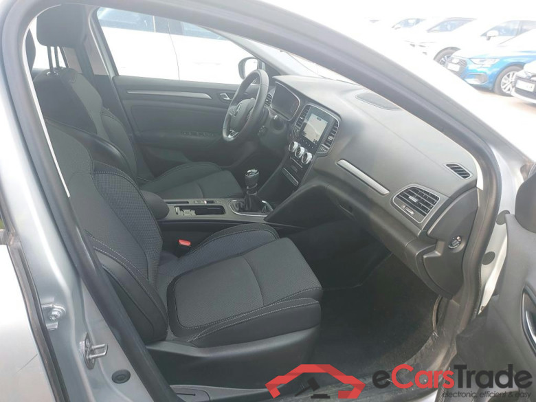RENAULT Mégane / 2020 / 5P / berlina con portón Equilibre Blue dCi 85 kW (115CV)-SS #6