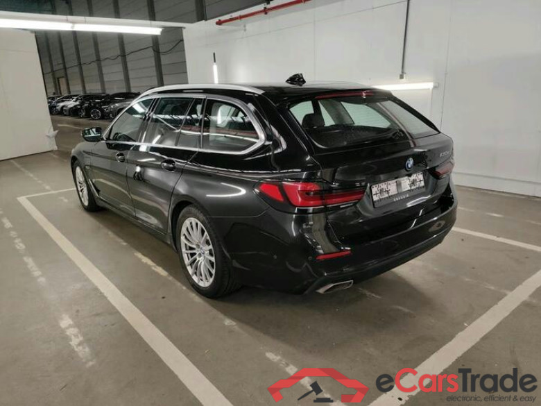 BMW 5 Reeks Touring 5 Reeks Touring 530e Auto (PHEV) 215kW/292pk  5D/P Auto-8 #3