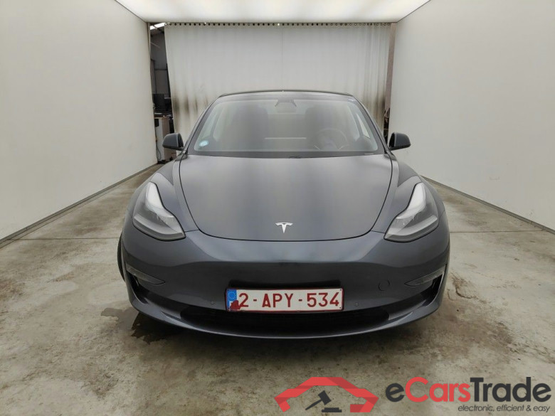 Tesla Model 3 Long-Range Dual Motor AWD 4d