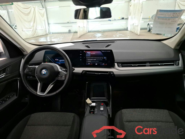 BMW iX1  2022  5P  SUV xDrive30 Business Design #6