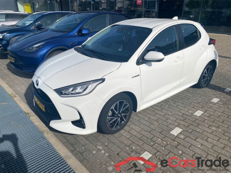 TOYOTA YARIS 1.5 Hybrid Dynamic