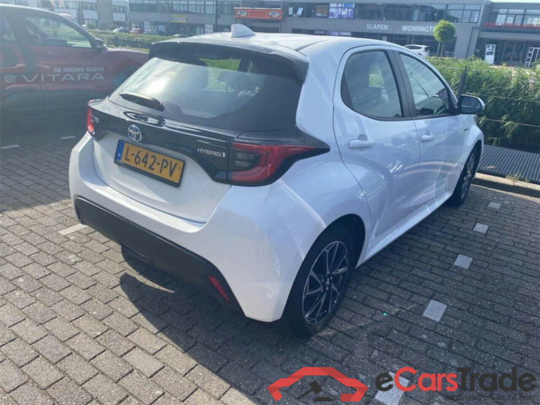 TOYOTA YARIS 1.5 Hybrid Dynamic #4