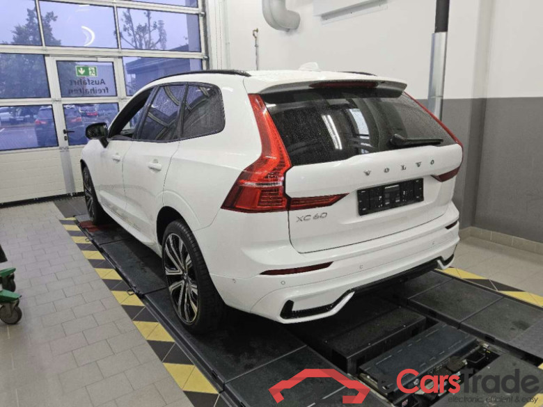 Volvo XC60 (03.2017->) DE - SUV5 B4 (Benzin) 2WD EU6d, R-Design Mild-Hybrid, (Facelift) 2021 - 2022 #4