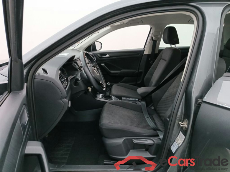 Volkswagen T-Roc 1.0 TSI 5d #3