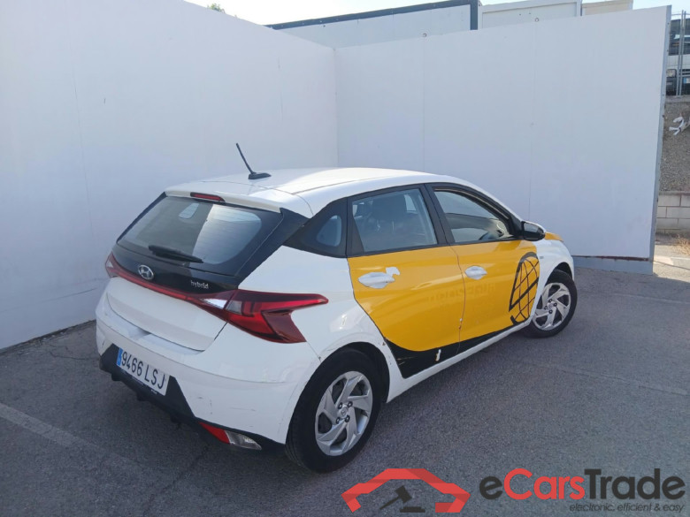 HYUNDAI i20 / 2020 / 5P / berlina con portón 1.0 TGDI 74kW (100CV) 48V Essence #2