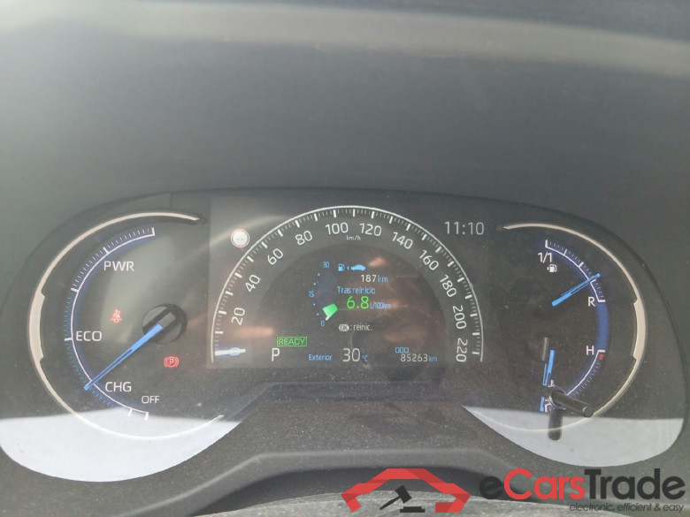 TOYOTA Rav4 / 2018 / 5P / todoterreno 2.5l 220H Advance #4