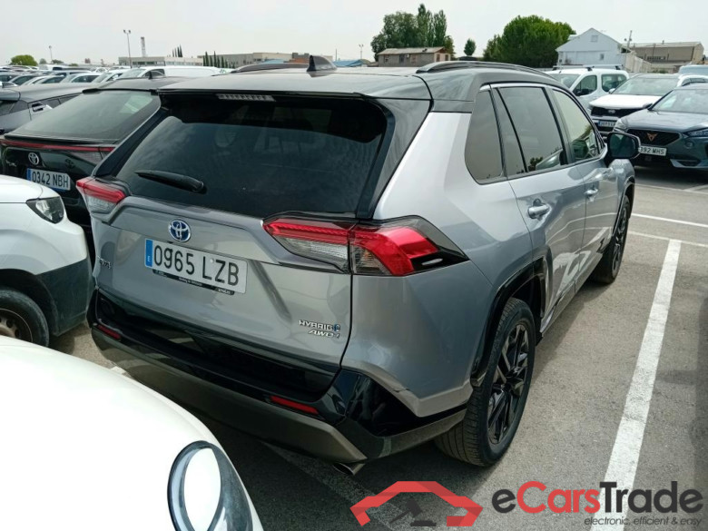 TOYOTA Rav4 / 2018 / 5P / todoterreno 2.5l 220H Style 4WD #2