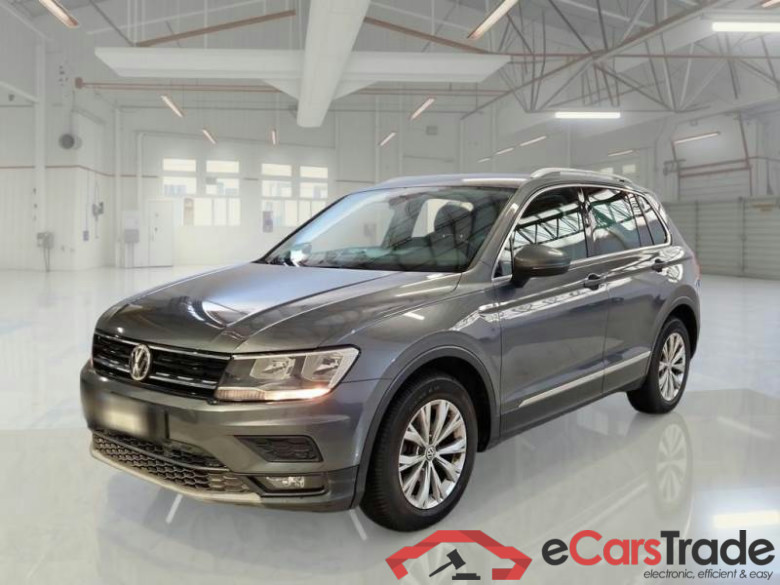 VOLKSWAGEN TIGUAN / 2016 / 5P / SUV 2.0 TDI SCR 110KW BUSINESS BMT DSG #1