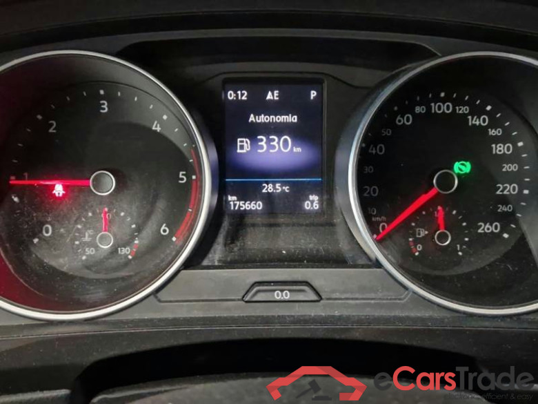 VOLKSWAGEN TIGUAN / 2016 / 5P / SUV 2.0 TDI SCR 110KW BUSINESS BMT DSG #4
