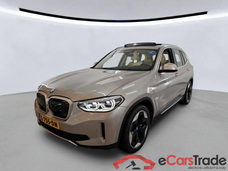 BMW iX3 210 kW