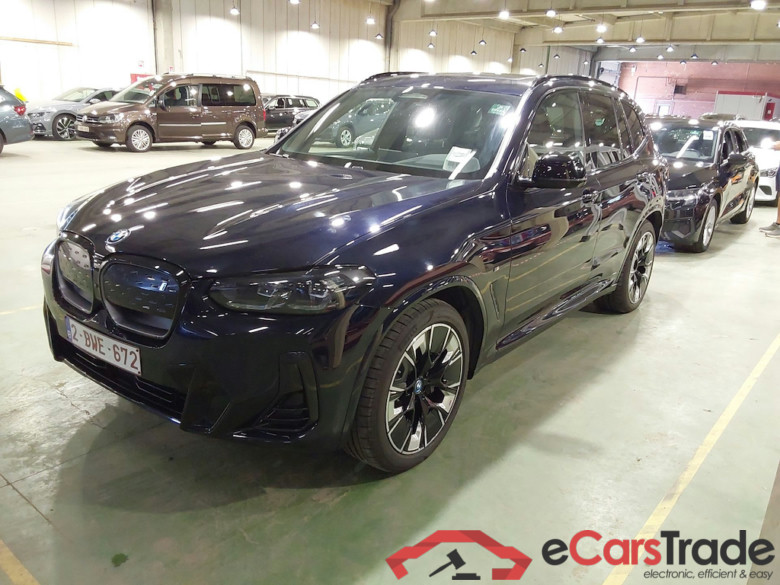 BMW IX3 80KWH AUTO