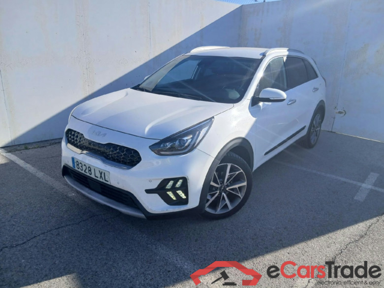 KIA Niro / 2019 / 5P / crossover 1.6 GDi HEV 104kW (141CV) Emotion (AC) #1