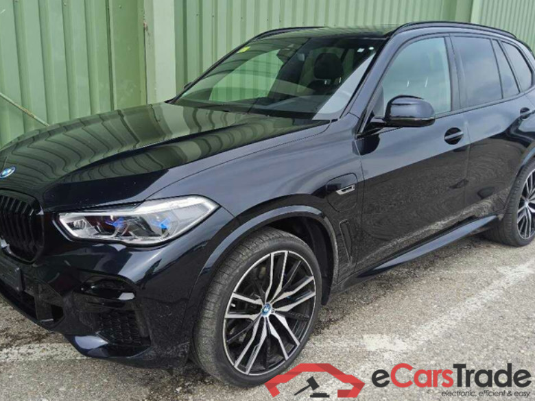 Baureihe X5 xDrive 45 e M Sport 3.0 290KW AT8 E6d