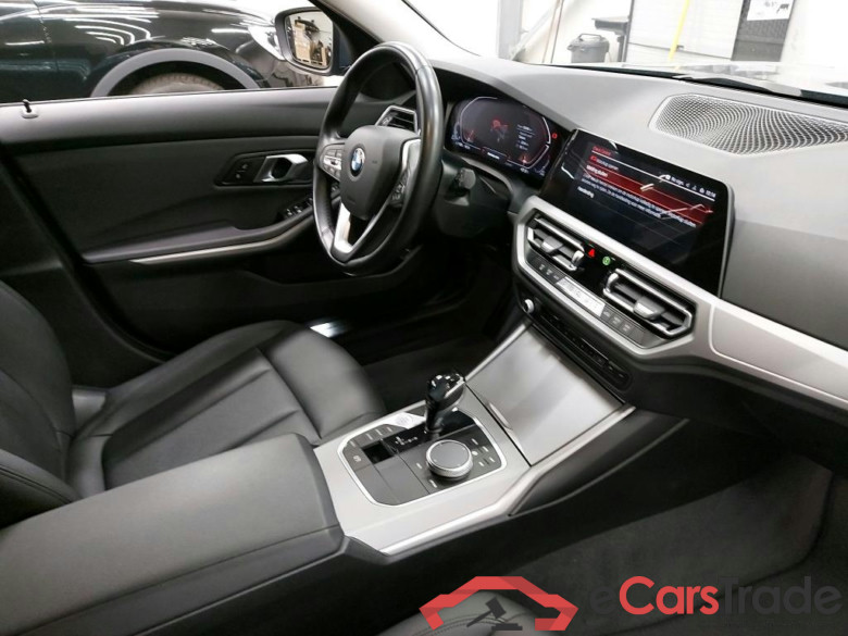 BMW - BMW 3 TOURING 318dA 136PK Advantage Pack Business & Active Cruise & Comfort Entry & PDC Front & Rear #3