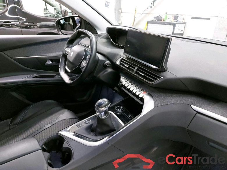 PEUGEOT - PEU 3008 1.2 PureTech 130PK Allure Pack With Heated Seats * HYBRID * #3