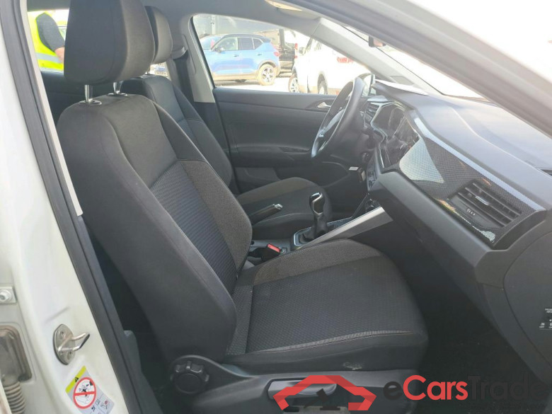 VOLKSWAGEN Polo / 2021 / 5P / berlina con portón Life 1.0 TSI 70kW (95CV) #6