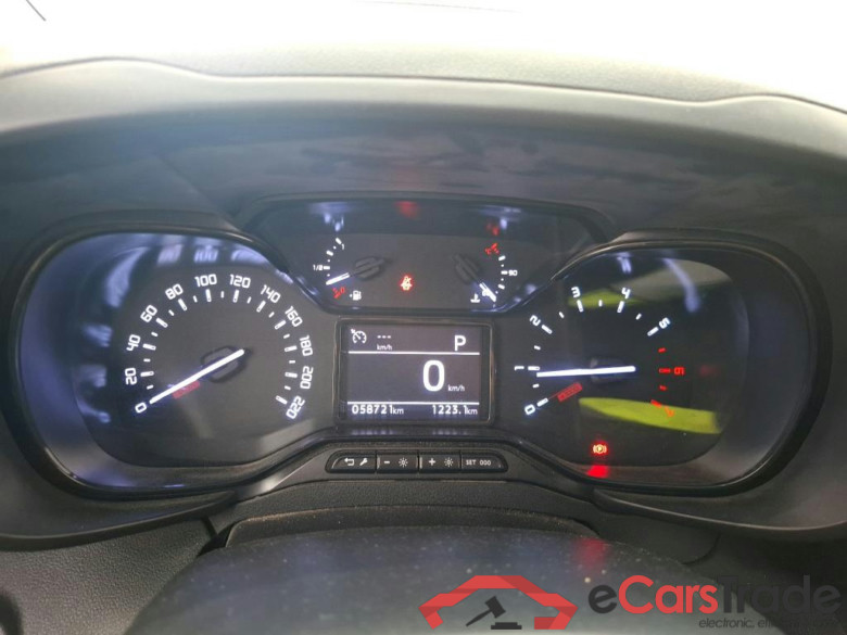 TOYOTA Proace City / 2019 / 4P / Fourgonnette 1.5 Medium 130 D-4D Business #6