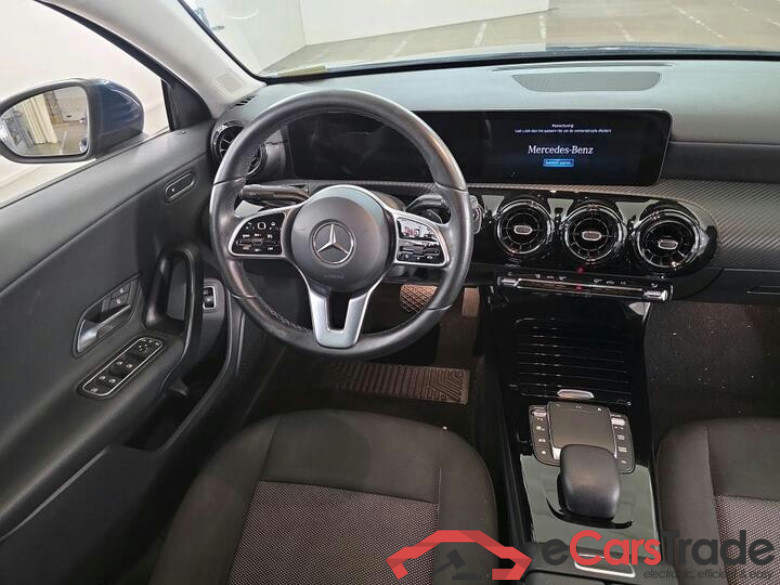 Mercedes A-Klasse Limousine A-Klasse Limousine A 180d DCT Business Solution 85kW/116pk  4D/P Auto-8 #5