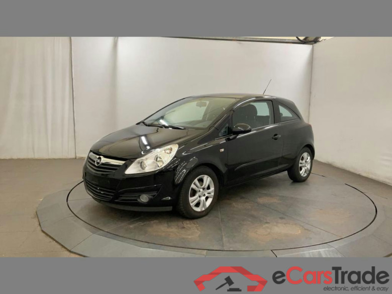 OPEL Corsa 1.2i Cosmo #1