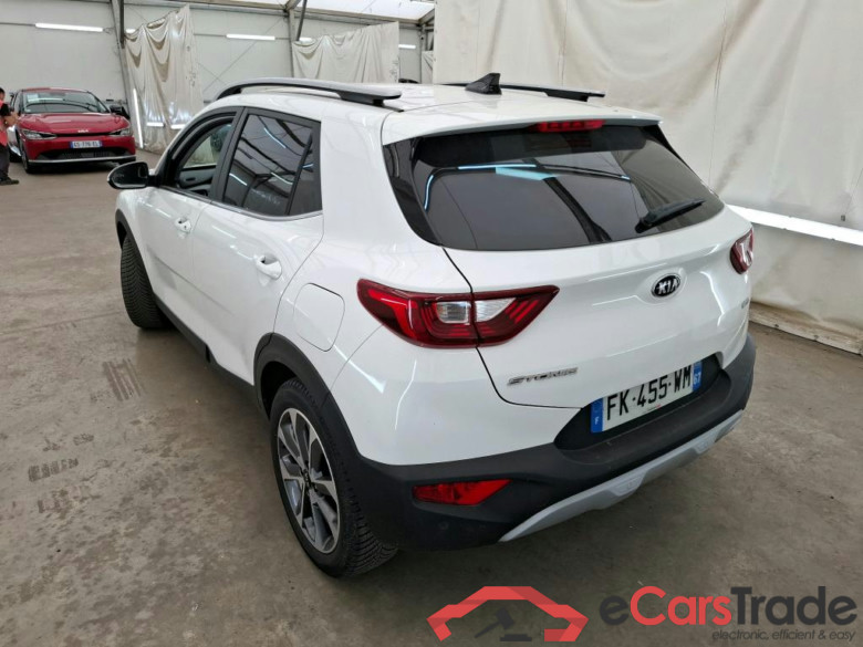 KIA Stonic / 2017 / 5P / SUV 1.0 T-GDI 120 DESIGN #2