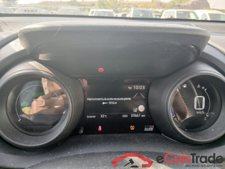 TOYOTA Yaris / 2020 / 5P / berlina con portón 1.5 120H GR Sport #4
