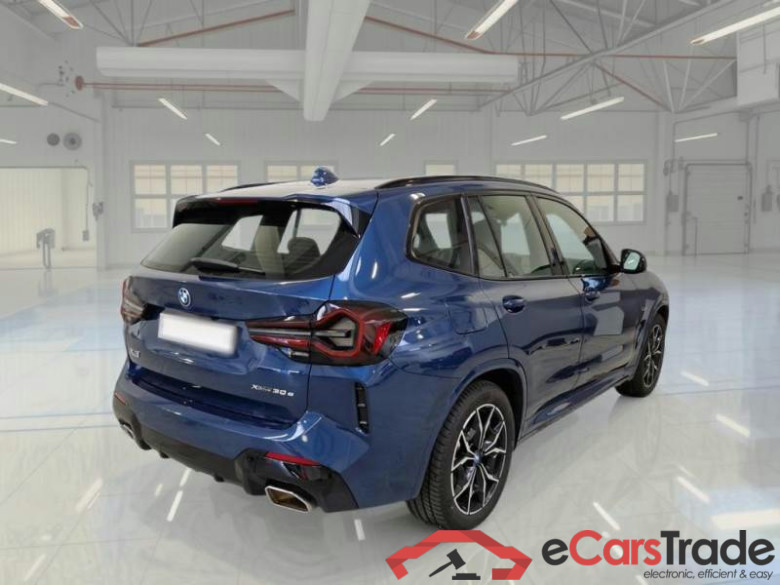BMW X3 / 2021 / 5P / SUV XDRIVE 30E MSPORT #2