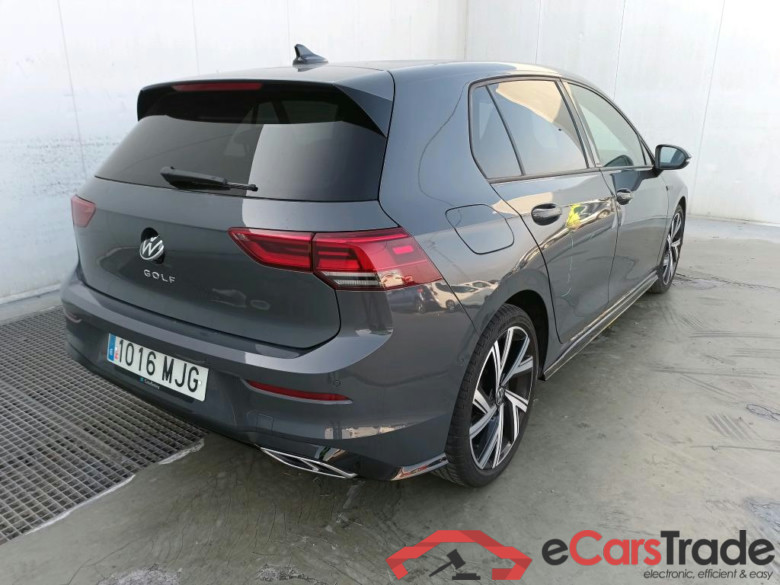 VOLKSWAGEN Golf / 2020 / 5P / berlina con portón R-Line 1.5 TSI 96kW (130CV) #2