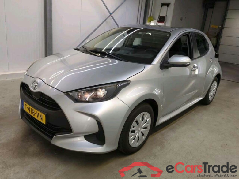 TOYOTA Yaris 1.5 VVT-i Active #1