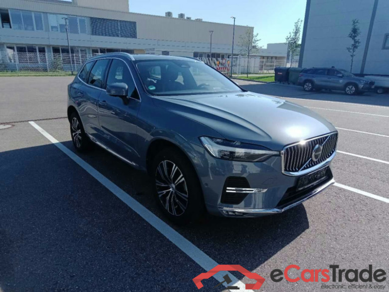 Volvo XC60 (03.2017->) DE - SUV5 B5 (Benzin) 2WD EU6d, Inscription Mild-Hybrid, (Facelift) 2021 - 2022 #1