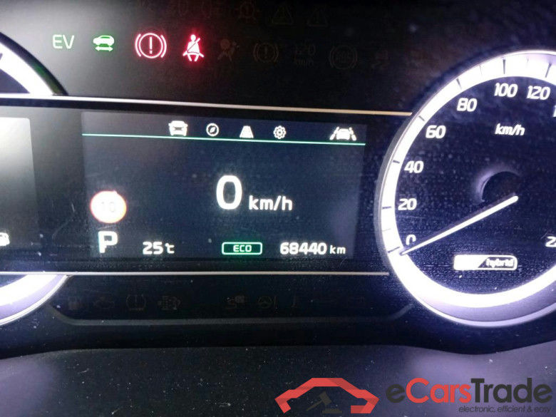 KIA Niro / 2019 / 5P / crossover 1.6 GDi HEV 104kW (141CV) Emotion (AC) #5